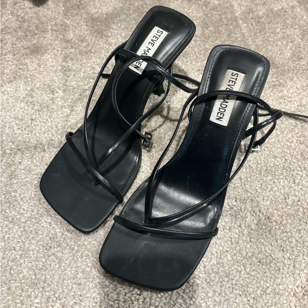 Steve Madden Annie Black Ankle Strappy Heels
